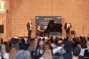 Rüya Taner_Kürşat Başar Cumhuriyet Resitali gerçekleşti_fotolar (9)