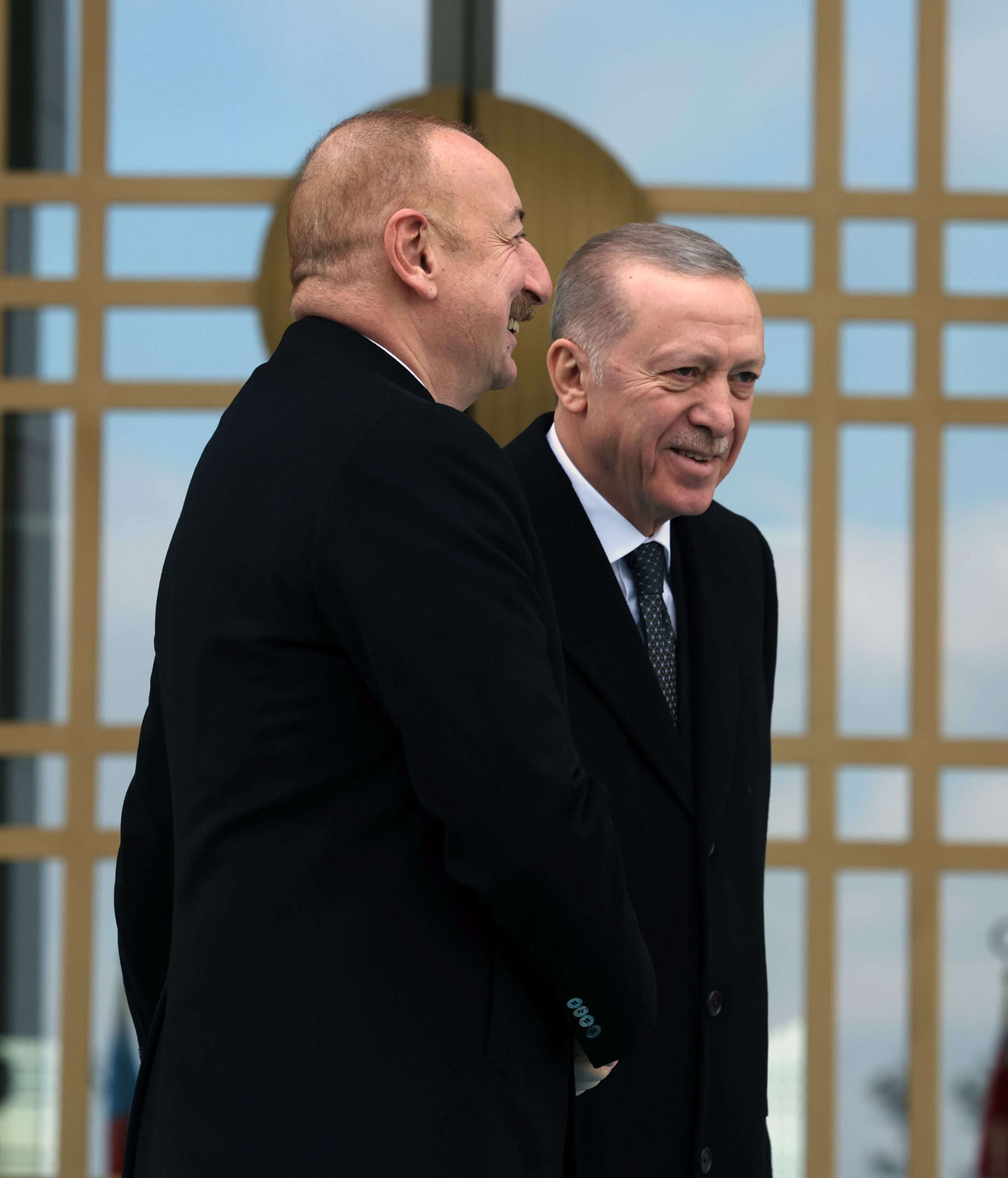 aa-20240219-33751238-33751235-cumhurbaskani-erdogan-azerbaycan-cumhurbaskani-aliyevi-resmi-torenle-karsiladi-scaled.jpg