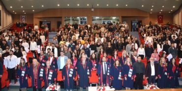 YDÜ, Diş Hekimliği Beyaz Önlük (1)