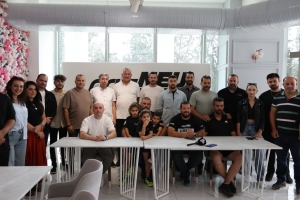 e734ec93-bdcf-41bf-bb78-b98c10b853d0 (1)