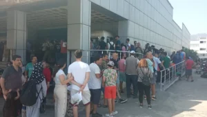 girne-turizm-limaninda-izdiham-1661758916