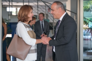 1758106529213HOLGUIN-HARMANCI2