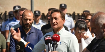 1758288475334KTOEOS TC Elciliği önünde basın acıklaması yaptı-2-so