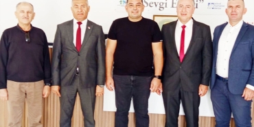 77c941f9-dd5e-4316-b6d4-401d1fef2540