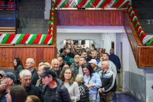 817f17e7-334d-40c7-b2bb-e35d234fbb23