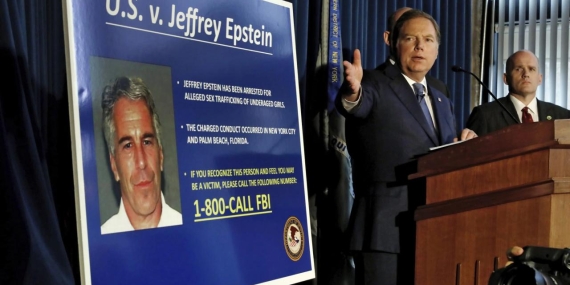 epstein-ap-2417699.jpg