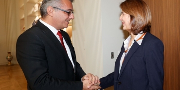 17649296940102c604688-0869-4479-9e11-ea66f340d8ea