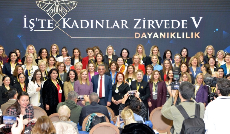 Cumhurbaşkanı Tufan Erhürman Kadınlar öne geçerse değişim geliyor demektir (8)