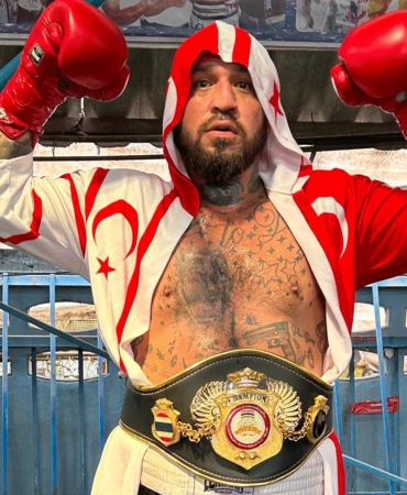 WhatsApp Image 2025-12-08 at 08.03.12