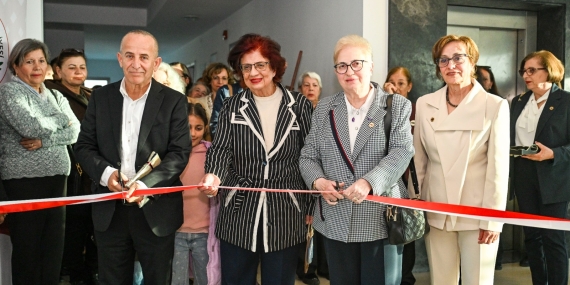 742faf55-e245-4ada-9689-bbca6dcef43a