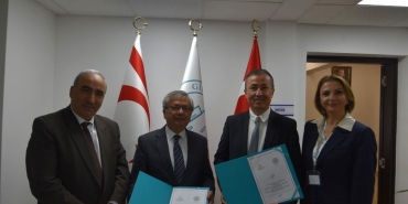 İmza Töreni (3)
