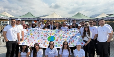 67b6ba05-02fa-4ddc-b40c-b313ff58d0de