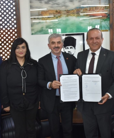 d5270f8f-4318-4b47-a10c-e2fa94c8717e