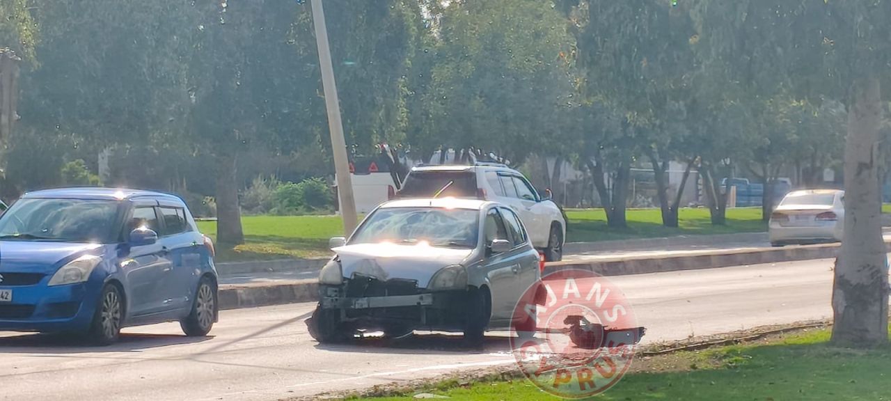 Son Dakika: Lefkoşa’da Nalbantoğlu Yakınlarında Trafik Kazası! Araçlardan Biri Alev Aldı