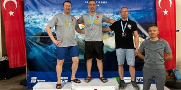 YDÜ Master Yüzme Takımı (1)