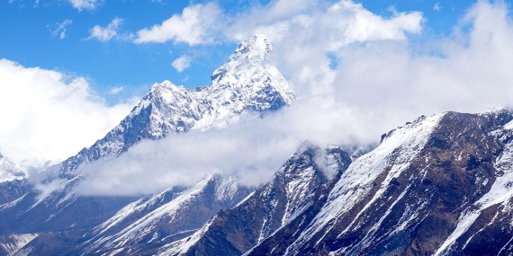 everest-afp-1576095.jpg