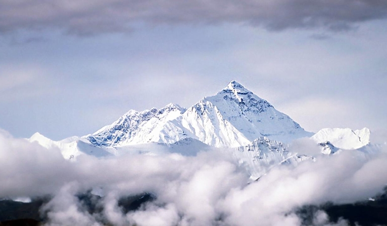 everest-dagi-getty-1829733.jpg