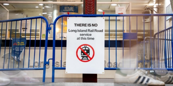 lirr-reu-2461529.jpg