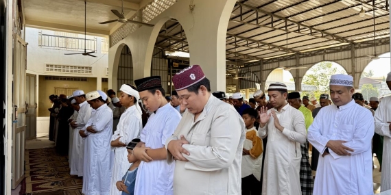 namaz-yurt-disi-2464262.jpg