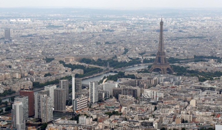 paris-reu-2032122.jpg