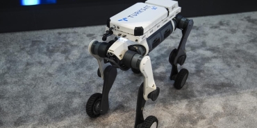 robotik-platform-2459216.jpg