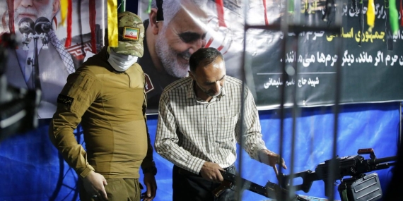 tahran-silah-egitimi-aa-2461556.jpg