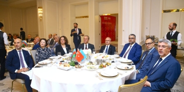 Dünya Türk İş Konseyi, iş insanları ve devlet yetkililerini Bakü'de buluşturdu