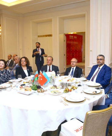 Dünya Türk İş Konseyi, iş insanları ve devlet yetkililerini Bakü'de buluşturdu