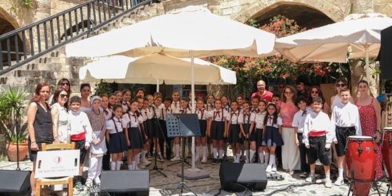 Büyük Han Konseri, YDİ Çocuk Korosu (4)