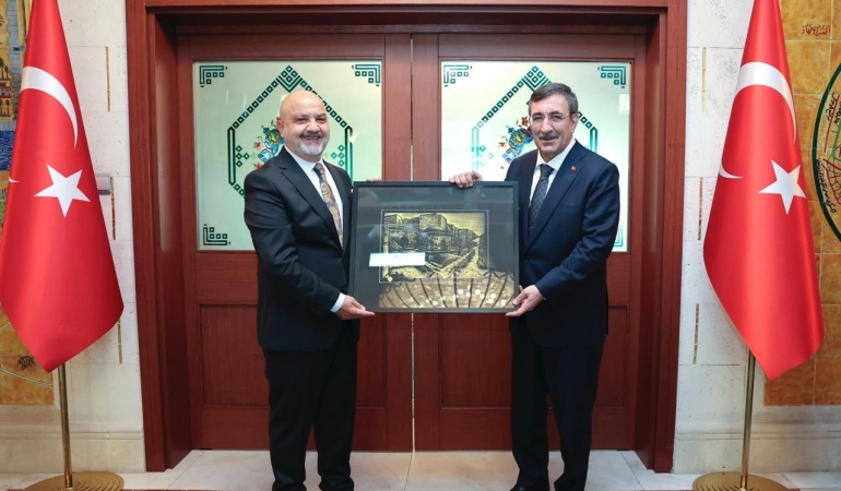 Prof. Dr. Tamer Şanlıdağ ve Cevdet Yılmaz