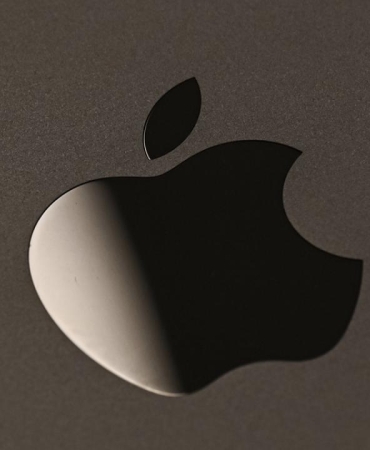 apple-aa-2164125.jpg