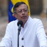 gustavo-petroaa-2470356.jpg