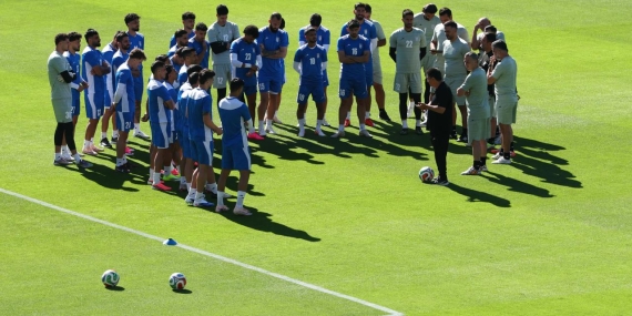 iran-futbol-takimi-reuters-2470417.jpg