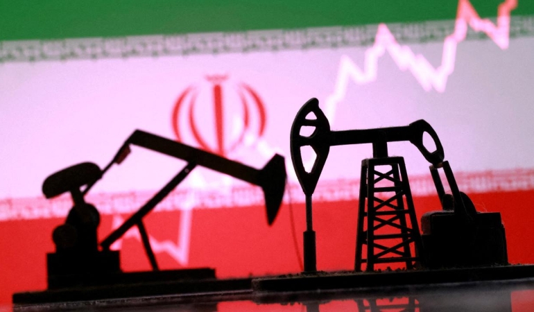 iran-petrol-reuters-2446545.jpg