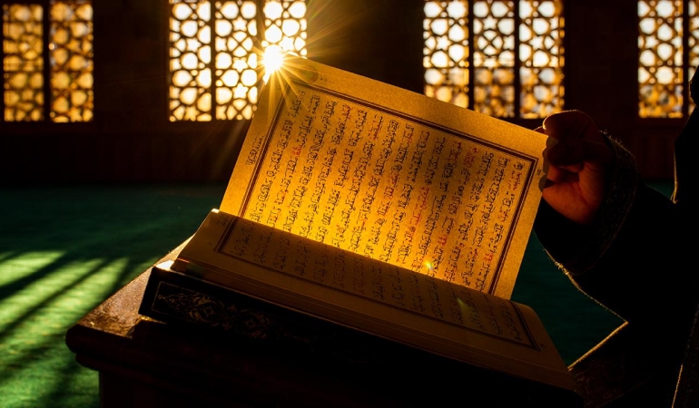 kuranmuslumanislam-1475872.jpg