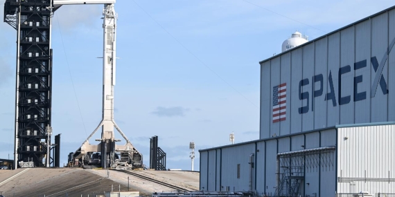 spacex-falcon-9-roketi-aa-2172388.jpg