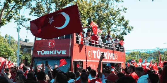 turk-yuruyusu-milli-takimlar-2470329.jpg