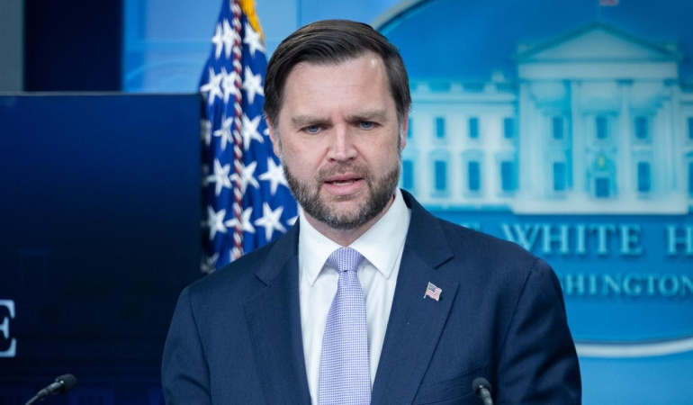 vance-2470062.jpg