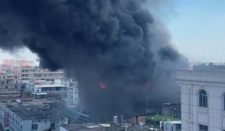 china-fire-ih-2474999.jpg