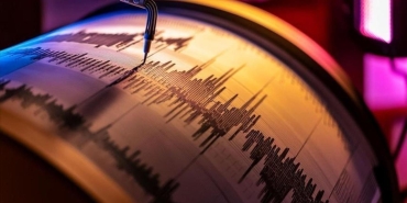 deprem-2330104.jpg