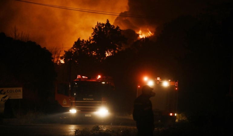 greece-fire-af-2473876.jpg