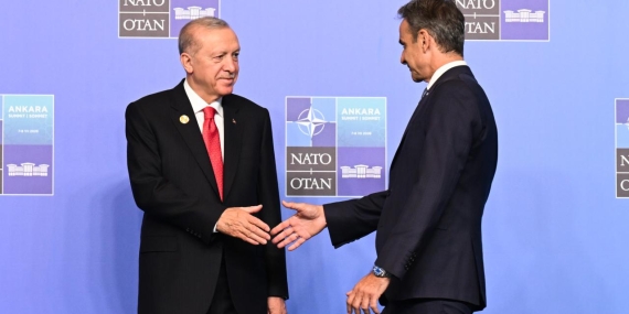 micotakis-nato-aa-2474904.jpg