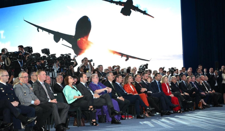 nato-forum-aa-2474463.jpg