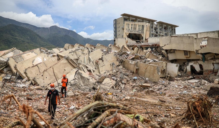 venezuela-turkiye-arama-kurtarma-aa-2472852.jpg