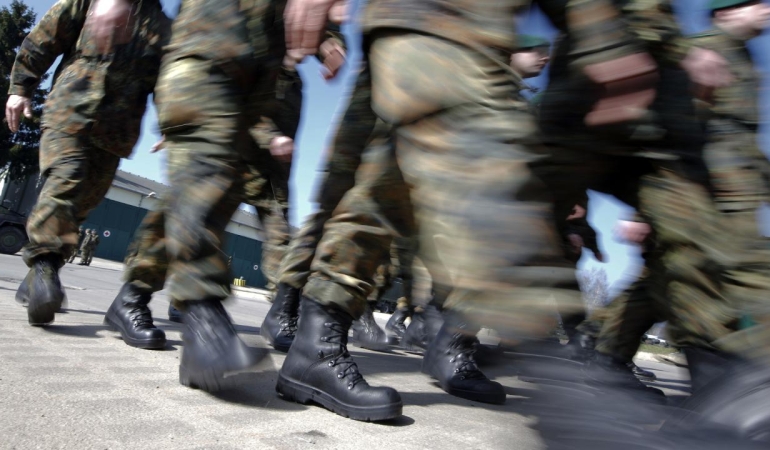 germany-army-reu-1780992.jpg
