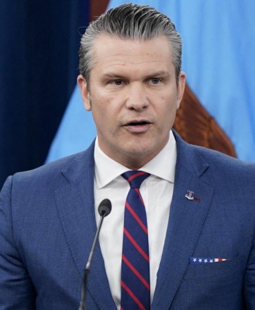 pete-hegseth-reu-2444272.jpg