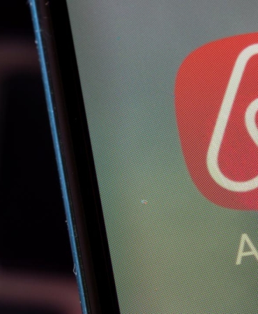 airbnb-reu-2055031.jpg