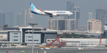 fly-dubai-2492382.jpg