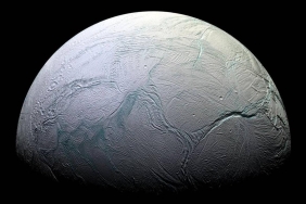 nasa-saturn-uyduru-1920339.jpg
