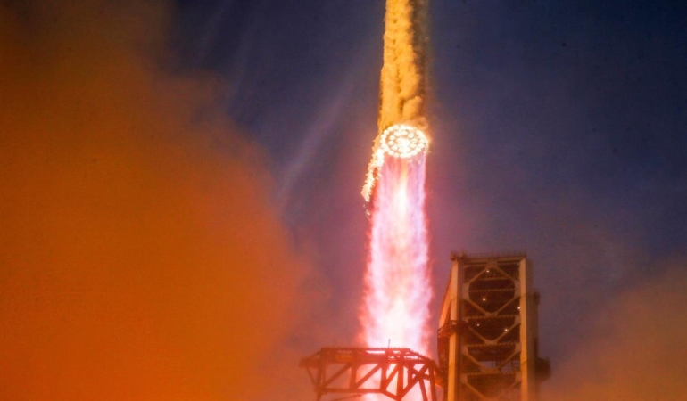 starship-2491739.jpg